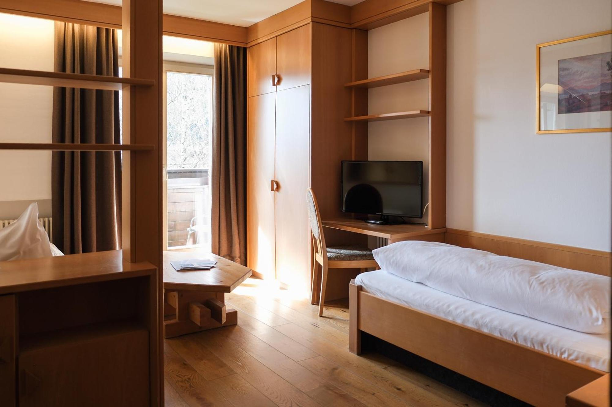 Ferien & Wellnesshotel Windschar Brunico Exterior foto